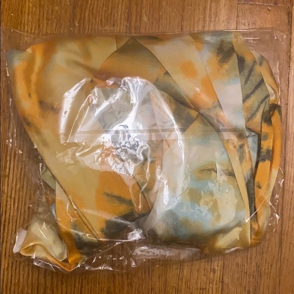PLT | tie dye ruched skirt - Picture 4 of 4